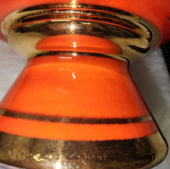 Orange pedestal bowl - Picture 7 of 8